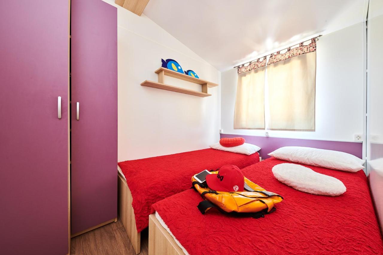 Camping Adria Mobile Home Park Umag Kültér fotó